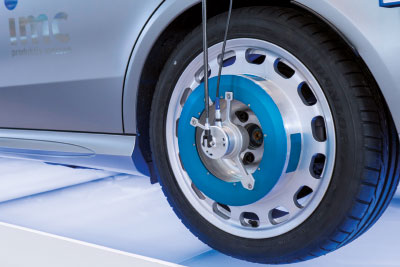 [Translate to Hungarian:] weatherproof measurement wheel for test driving